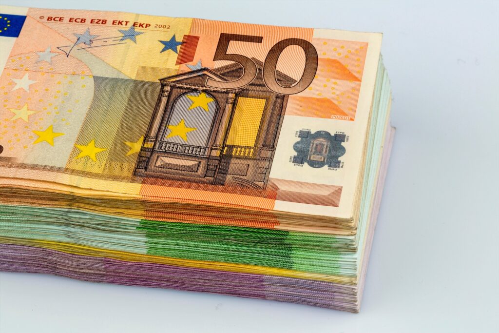 SARDEGNA, NUOVE OPPORTUNITÀ PER LE IMPRESE: IN ARRIVO i FONDI PER IL MICROCREDITO E SOSTEGNO ALLE COOPERATIVE